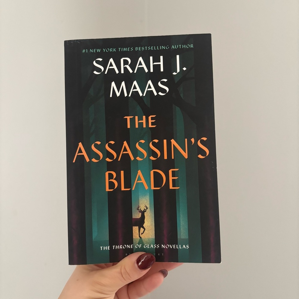 3/$12. Sarah J mass The Assassin's Blade - Paperback